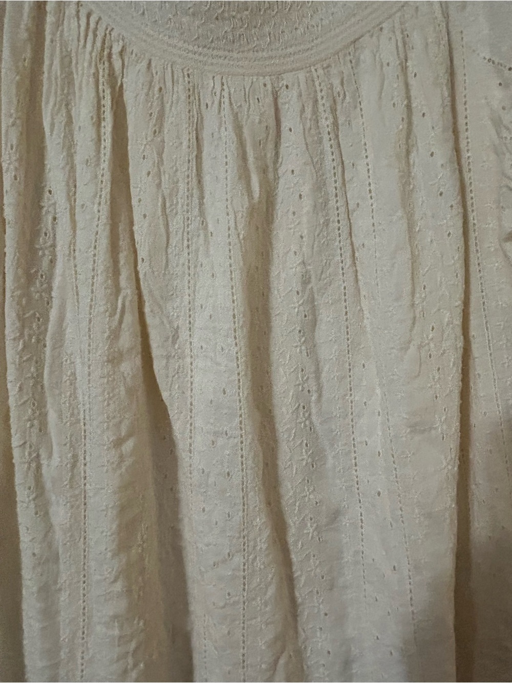 Old Navy Cream Textured Peasant Top - Picture 2 of 8